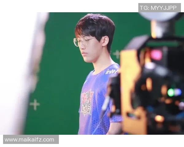 英雄联盟盛宴:深入解析LNG战队的默契配合与战术策略